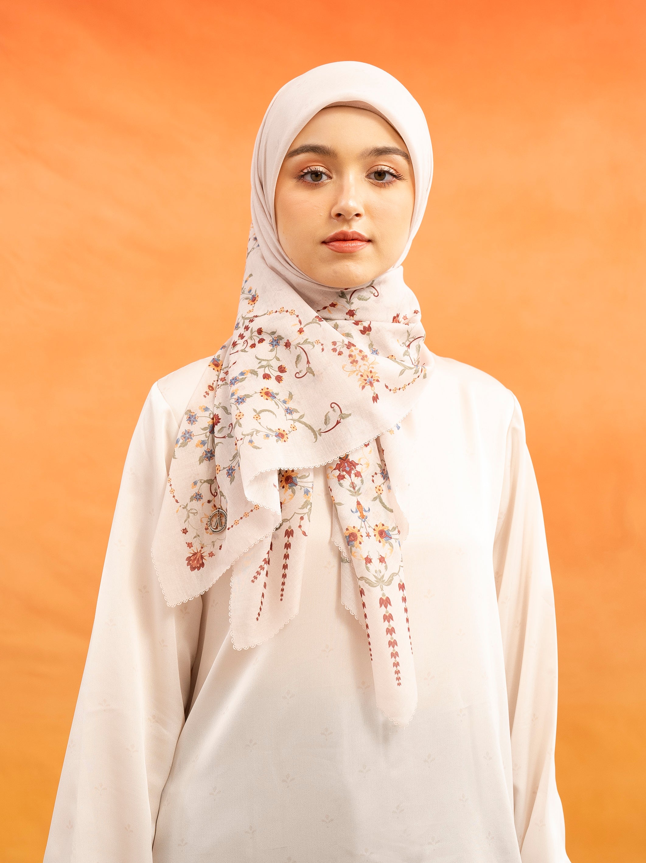 Sarafa Scarves Creme