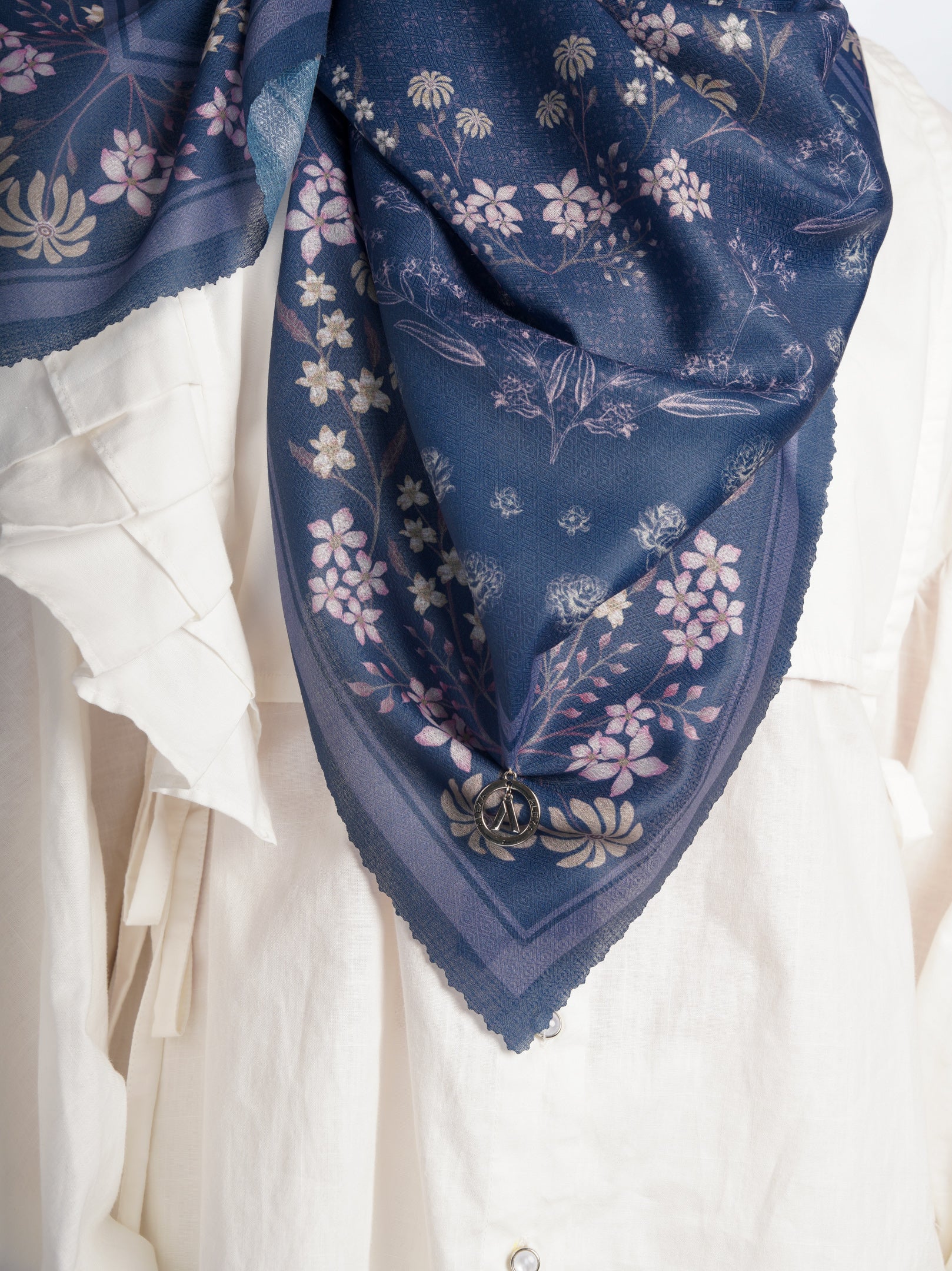 Jayashree Scarves Navy