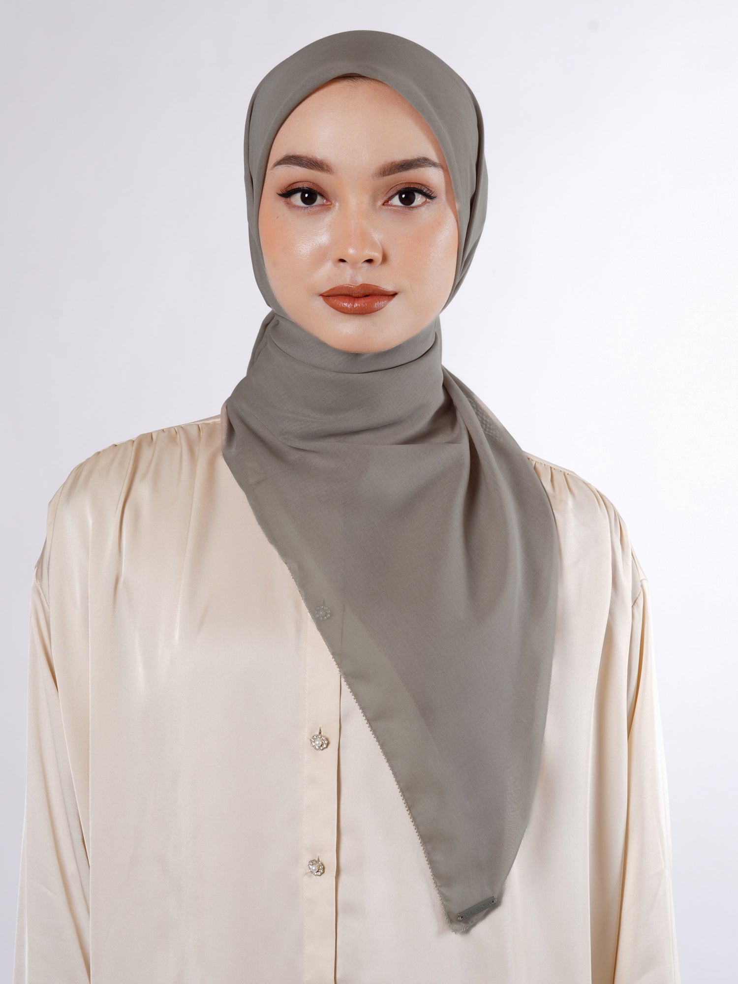 Eesha Scarves Taupe