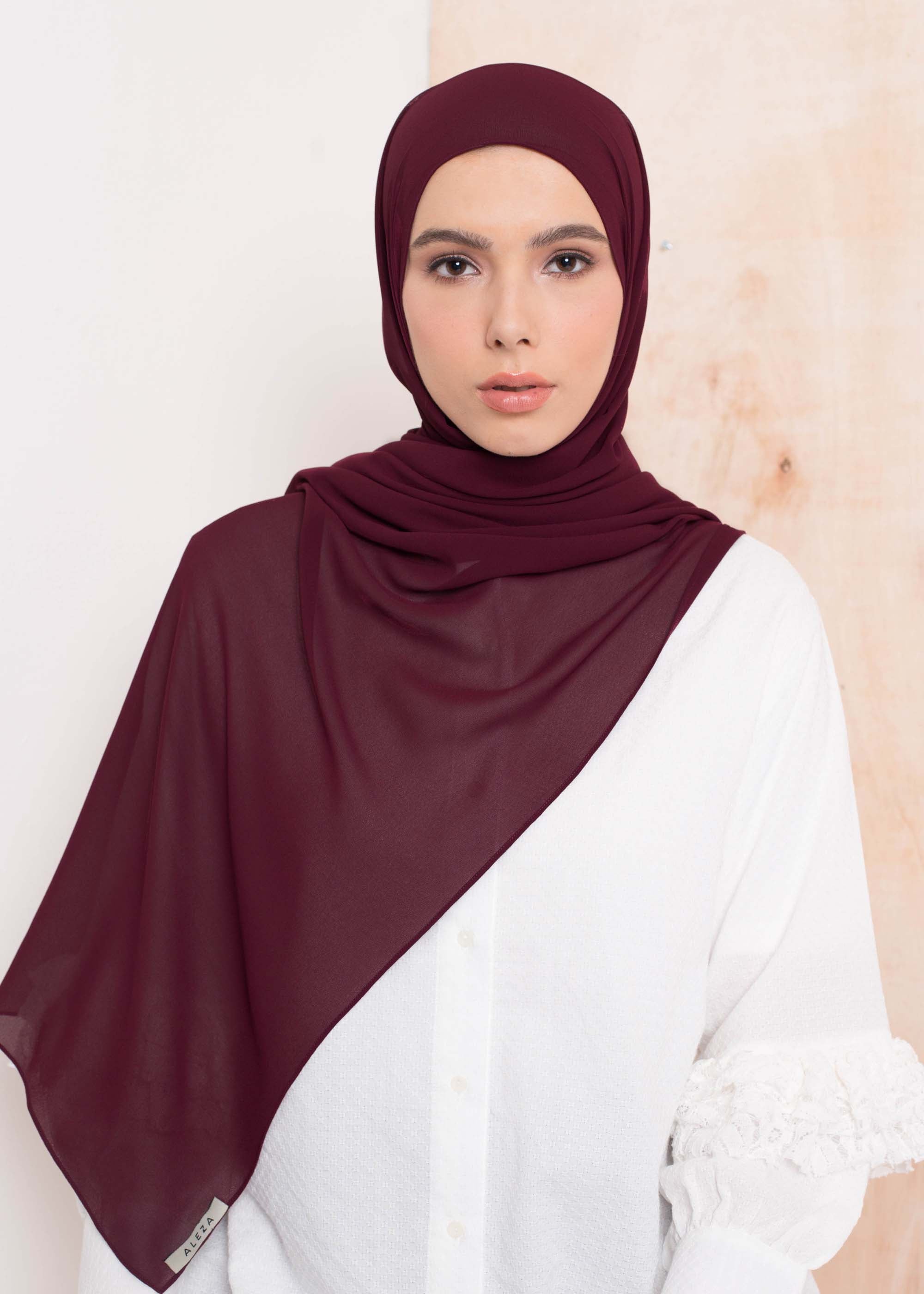 Saiva Shawl Maroon